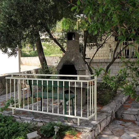 By The Sea Ivan Dolac, Hvar - 8711 *