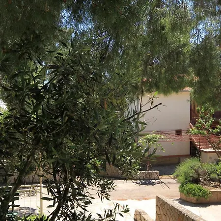 By The Sea Ivan Dolac, Hvar - 8711 *