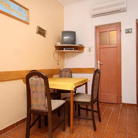 Apartment By The Sea Ivan Dolac, Hvar - 8711